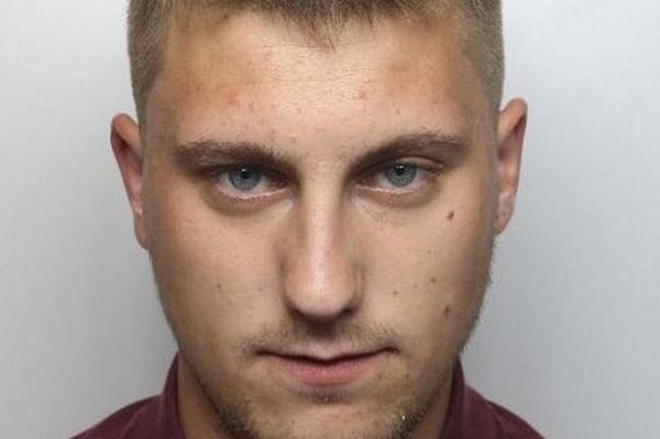 Robert stă cel puţin 18 ani după gratii