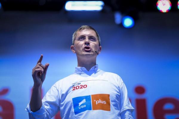 Liderul USR Dan Barna