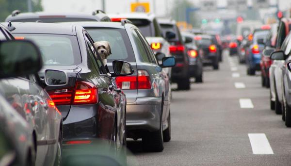 Trafic aglomerat pe Autostrada Bucureşti - Piteşti