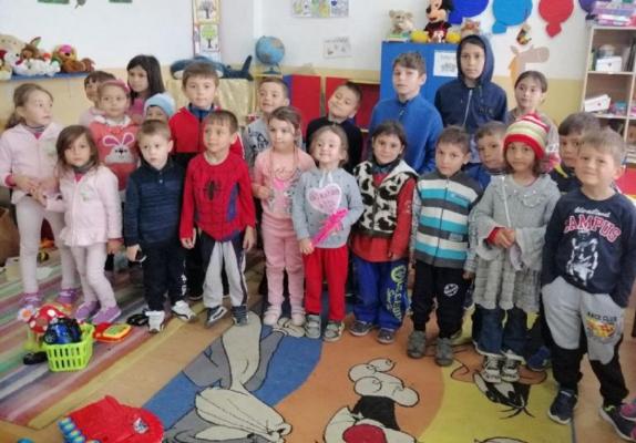 Ediția de Paști a programului „Bucurie la cutie”