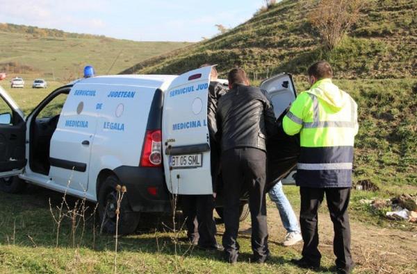 O femeie din Botoşani şi-a trimis soţul beat să doarmă în magazie şi l-a găsit în ştreang