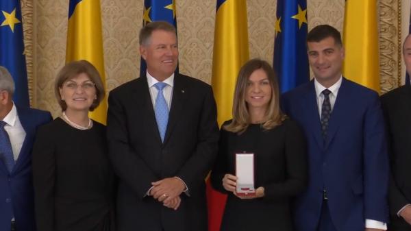 Simona Halep, Tomi Iuruc, Klaus Iohannis și mama sportivei