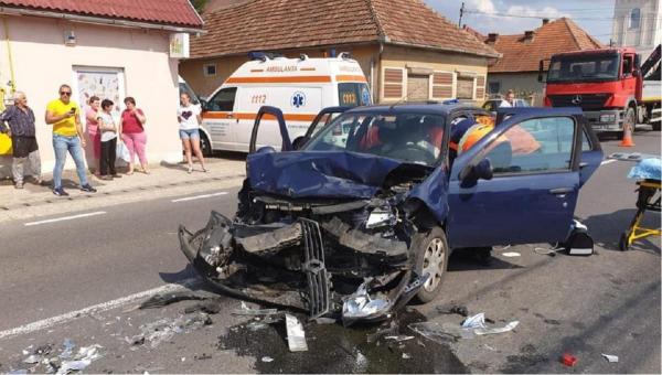Un şofer a murit, iar alte două persoane au fost grav rănite în accidentul din Maramureş
