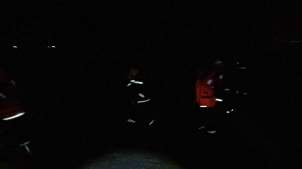 Pompierii caută copilul dispărut în viitura din Tulcea