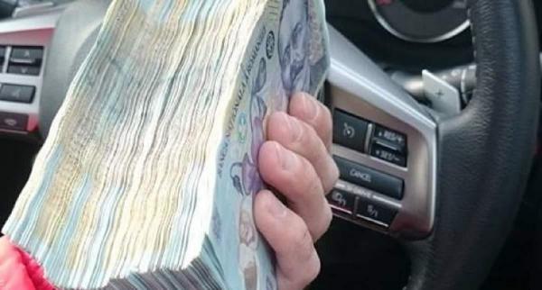 Angajatul casei de pariuri a fost reţinut