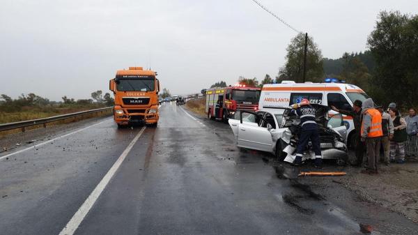 Doi răniţi în urma accidentului produs în Braşov