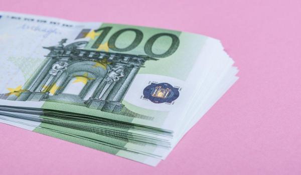 Tânăr din Neamţ, arestat după ce a furat de la mama sa