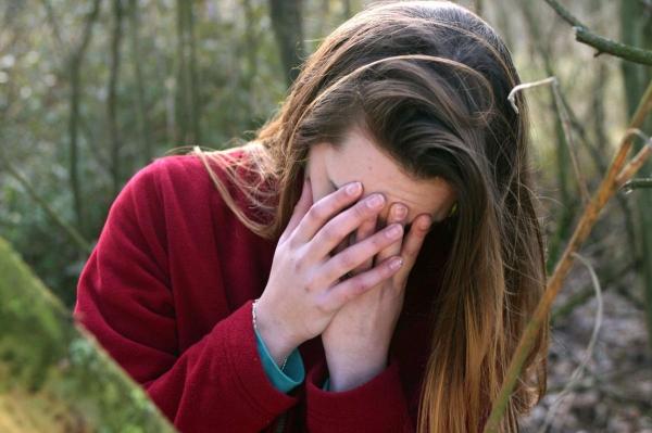 Tânără reclamată la Poliţiei de mama ei, pentru 50 de euro