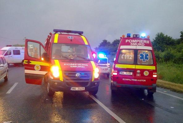 Accident pe DN1, un microbuz plin cu navetiști s-a răsturnat la Movila Vulpii