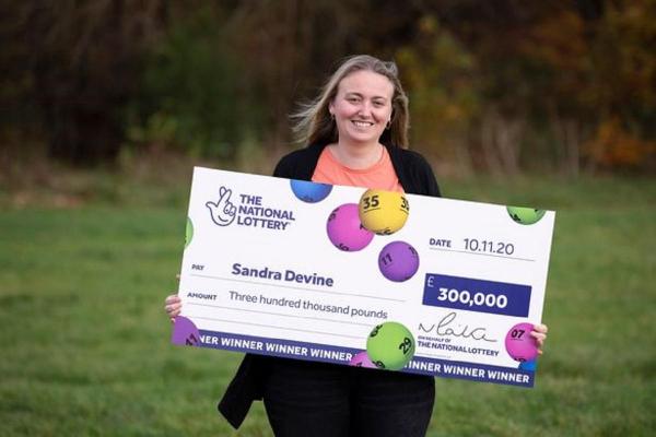 Banii vor fi folosiţi pentru o casă şi o maşină nouă