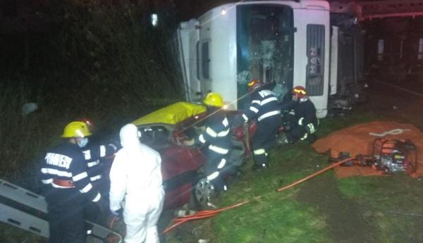 Răniţii au fost transportaţi la spital