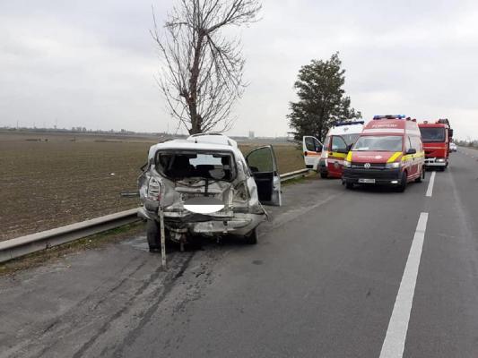 Victimele accidentului au fost transportate la Spitalul Municipal Urziceni