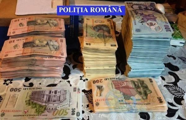 O menajeră din Suceava a cedat tentaţiei şi a furat 140.000 de lei de la bătrânul care o angajase să-i facă curat în casă