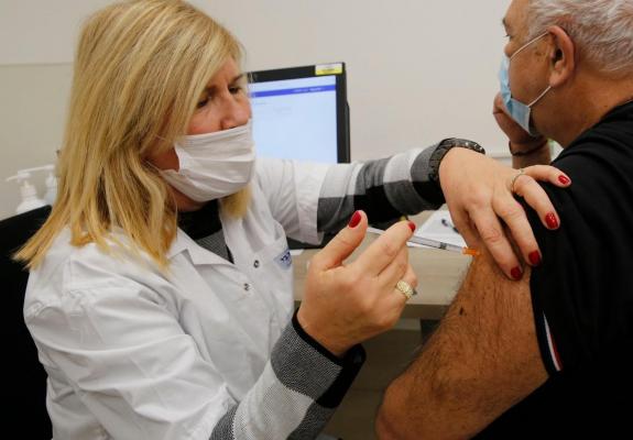 Un bărbat de 75 de ani din Israel a murit după un infarct făcut la câteva ore de la vaccinarea împotriva Covid-19