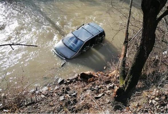 Victimele accidentului din Maramureş au fost transportate la spital