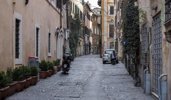 Hoți români în Italia