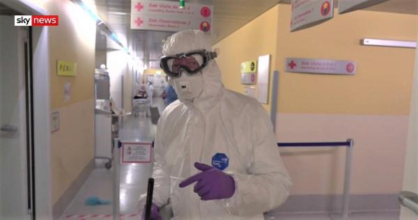 Medicii britanici au descoperit noi simptome care pot semnala infecția cu coronavirus