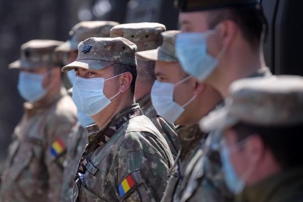 Medicii vor fi angajați pentru o perioadă de șase luni