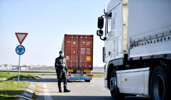 Șofer român de TIR