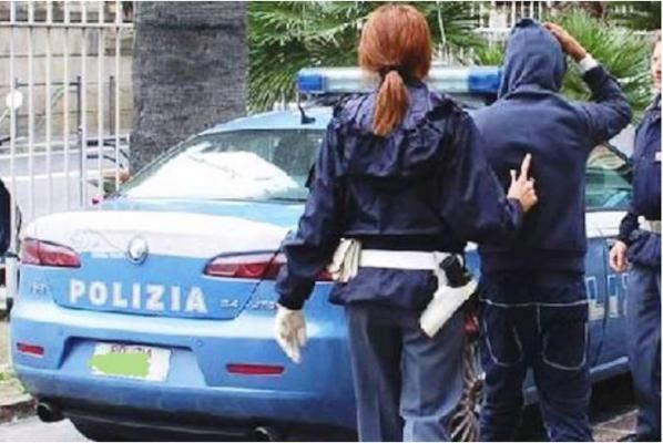 Românul riscă ani grei de închisoare, fiind acuzat de comiterea mai multor infracțiuni