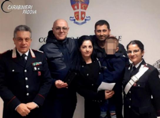 Românii au returnat portofelul cu peste 3.000 de euro în el