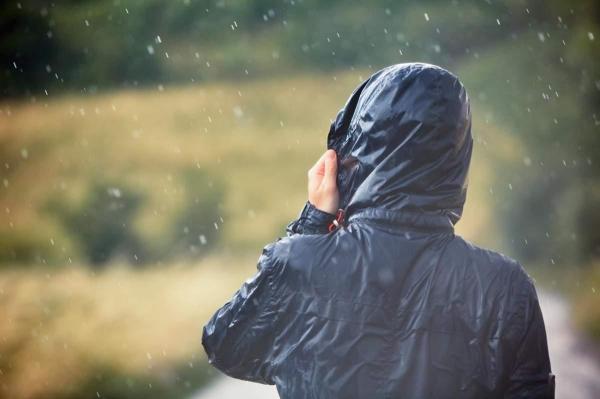 Vremea de Paşte. Furtuni şi scăderi de până la 15 grade a temperaturii