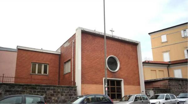 Printre cei amendați se regăsesc și doi preoți