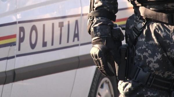 Bărbat împușcat de polițiști pe stradă, la Bolintin Vale, după ce i-a atacat cu cuțitul