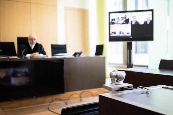 Primul bărbat care a fost condamnat la moarte online, prin intermediul unei videoconferinţe