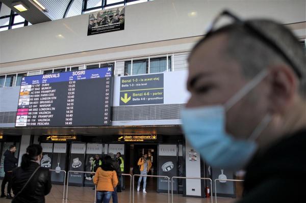 Cetățenii care vin în România din țări care nu sunt pe lista "verde" intră în izolare sau carantină la cerere