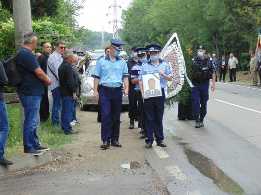 Polițistul Mihai Bara