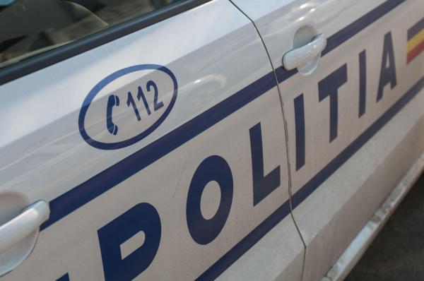Bărbat de 42 de ani, ucis cu bâtele de trei tineri, în Olt. Cel mai tânăr agresor are 16 ani