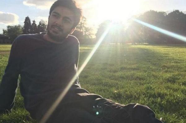 Alfie era student la istorie şi literatura engleză