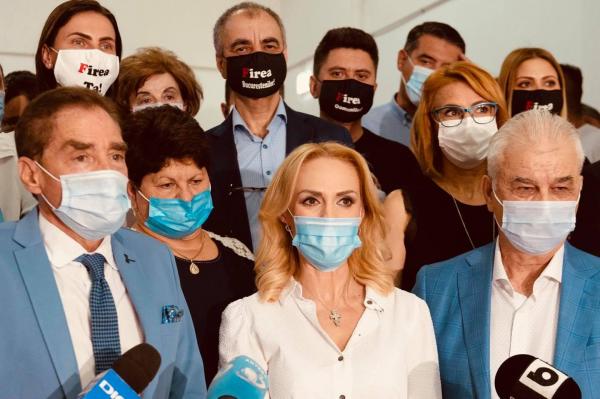 Nicușor Dan, despre consilierii Gabrielei Firea: Personaje de tristă amintire din negura istoriei postdecembriste