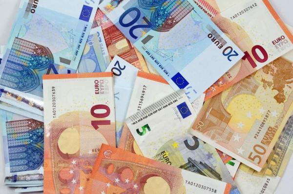 Curs euro-dolar