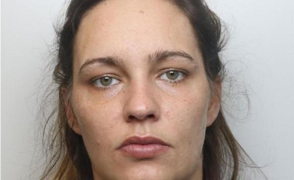 Tânăra a mai făcut închisoare pentru deținere de droguri