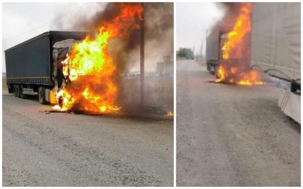 Cabina unui TIR a ars ca o torţă, la Roznov