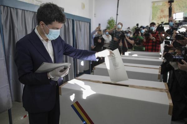 Nicușor Dan, candidat la Primăria Capitalei