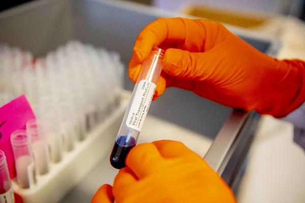 Un bărbat cu Covid-19 și virusul West Nile a murit la Spitalul "Victor Babeş" din București