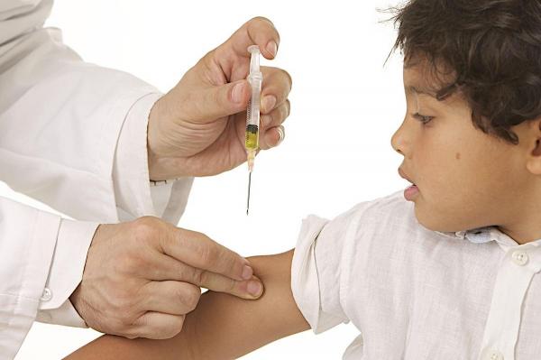 Israelul începe vaccinarea copiilor în martie