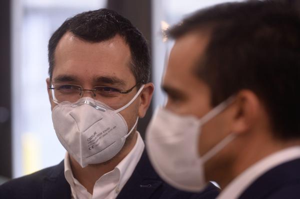 Vlad Voiculescu, ministrul Sănătății