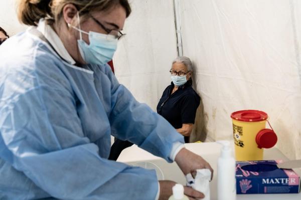 Norvegia recomandă prudență în administrarea vaccinului Pfizer-BioNTech în cazul pacienților fragili