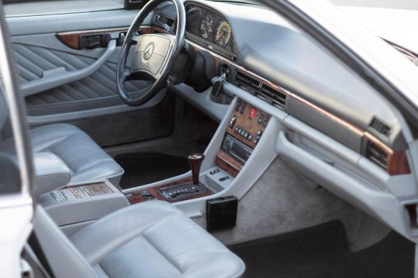 Interiorul unui Mercedes
