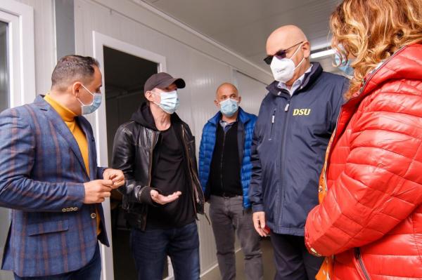 Florin Cîţu şi Raed Arafat, la spitalul modular de la Pipera - reoperaţionalizat în vederea primirii de pacienţi bolnavi de Covid