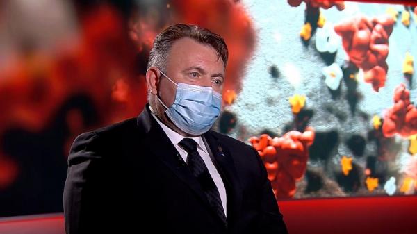 Nelu Tătaru spune că valul 4 nu e ultimul: "Urmează altul până vom fi imunizaţi 70%. Trebuie să decidem dacă terminăm pandemia aici sau aşteptăm valul 5"