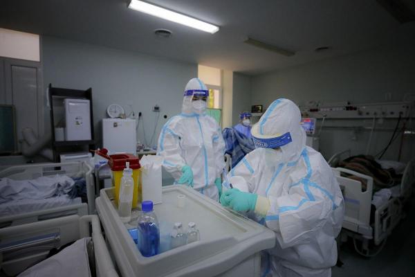 O nouă zi fără niciun pat liber pentru pacienţii COVID, în secţiile ATI din România