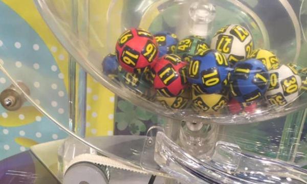 LOTO 6/49 - joi 21 octombrie 2021. Numerele extrase la tragerile LOTO, report record la Joker