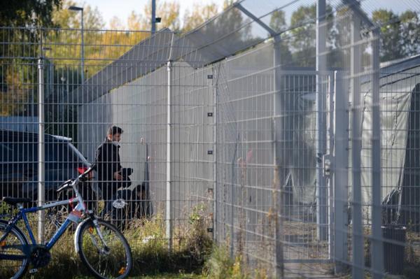 Construirea unui zid împotriva migranţilor la frontiera UE a Poloniei cu Belarusul, validată de Parlamentul polonez