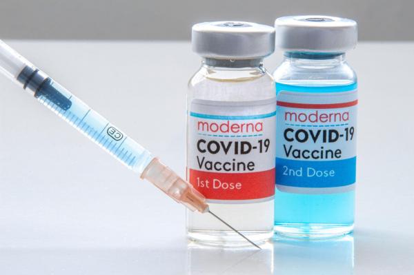 Suedia şi Danemarca suspendă vaccinările cu Moderna pentru persoanele tinere ca măsură de precauție