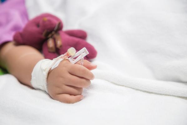 Primul bebeluş din România care s-a născut cu Covid. Copilul a fost testat imediat după naştere pentru că mama era pozitivă